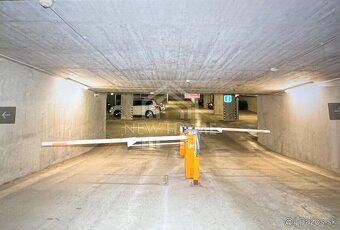 MRAZIARENSKÁ - Parkovacie miesto v parkovacom dome - 3