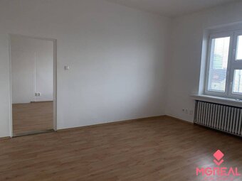 Prenájom kancelárií 200 m2 na Štefánikovej ulici v Bratislav - 3