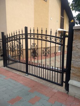 Kované brány, ploty a zábradlia. - 3