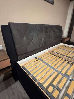 Manželská postel s roštami - 3