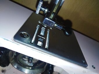 Toyota model 2600 - 3