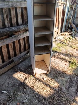 PLECHOVA SKRINKA - 3