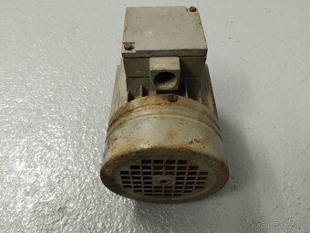 MEZ Elektromotor - 3