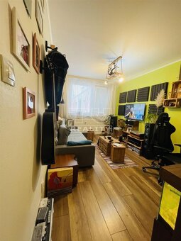 Zrekonštruovaný 3.izbový byt s balkónom a klimatizáciou... - 3