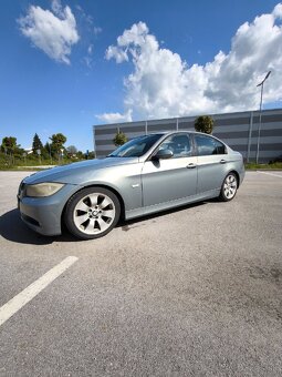 Predám BMW E90 320D (diesel), nové zimné pneu, nová STK - 3