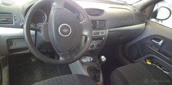 Renaulth Thalia - 3