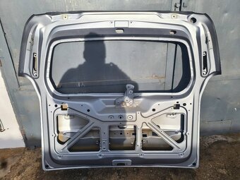 Partner Berlingo Rifter 18- zadne kufrove dvere - 3