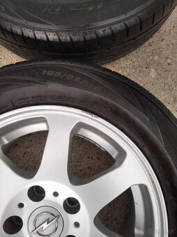 Predám kolesá 5x112 R15 letné pneu.195/65 - 3