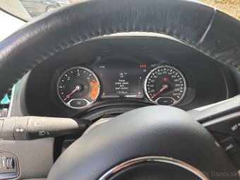 Jeep Renegade 2,0 4x4 Limited AT/9 - 3