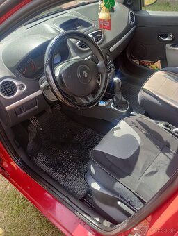 Clio - 3