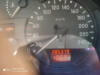 Predam Renault Clio - 3