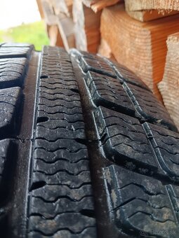 Predám zimné gumy na diskoch 175/70 R14 - 3