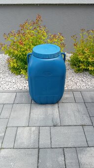 Plastové sudy 55 a 220L potravinárske - 3