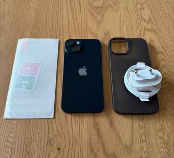 iPhone 14 256 gb Midnight v záruke + príslušenstvo - 3