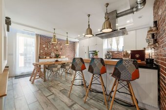 ZELENÁ STRÁŇ - PRIESTRANNÝ 4 IZBOVÝ BYT, 3 TERASY, 2 GARÁŽOV - 3