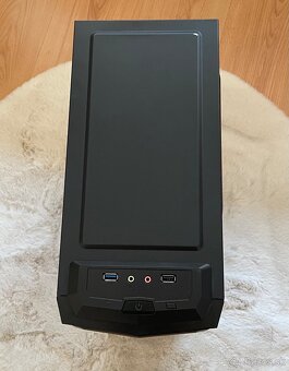 Stolný počítač - 3