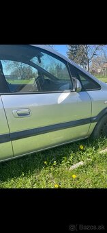 Opel zafira 2,2 dti - 3