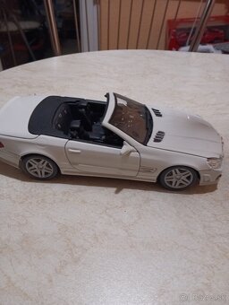 Predám Mercedes SL 63 Amg - 3