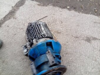 Predám elektromotor s prevodovkou Siemens - 3