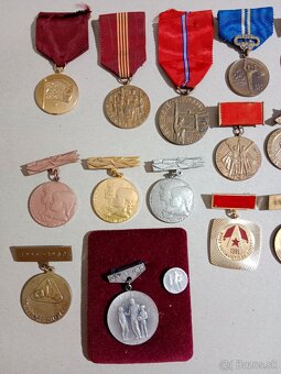 Predám mix vyznamenaní - 3