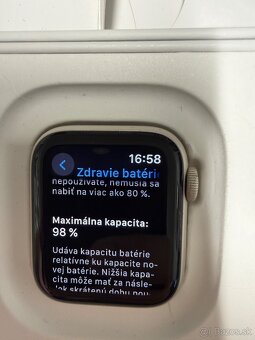 Apple Watch SE (2022) - 3