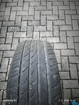 225/50 r17 - 3