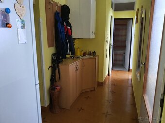 3 izbový bytík v príjemnej tichej lokalite v Stráňavoch - 3