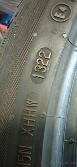 225/40 18 - 3