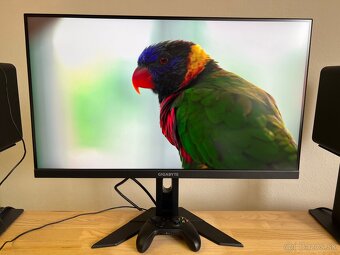 Predam 4K UHD 28palcovy herny monitor Gigabyte M28U - 3