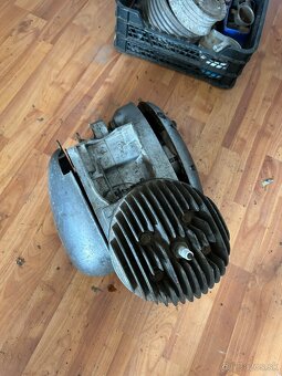 Motor Jawa čz - 3