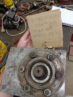Hydraulické čerpadlo zubové vymontované - 3