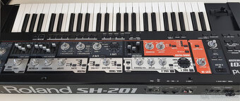 Roland SH-201 - 3