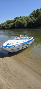 Motorový čln Wellcraft Excel - 3