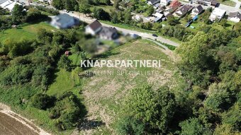 STAVEBNÝ POZEMOK, 950M2, HANUŠOVCE NAD TOPĽOU - 3