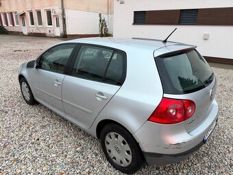 Volkswagen Golf 5 - 3