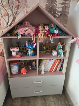 Knižnica alebo komoda - 3