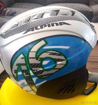 LYŽIARSKA PRILBA ALPINA CARAT - ĽAHKÁ A KVALITNÁ - 3