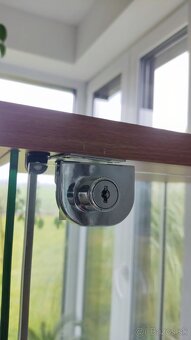 Sklenená vitrína - 3