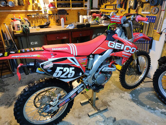 Honda CRF 250 2004 - 3