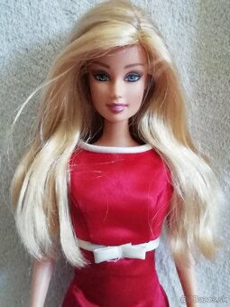 Barbie s oblečením - 3