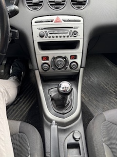 Predám Peugeot 308 - 3