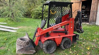 Mininakladač s podkopom KUBOTA - 3