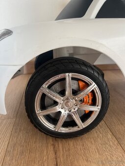 Mercedes AMG odrážadlo Buddy toys - 3