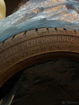 205/45r16 - 3