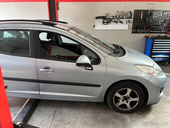 Peugeot 207 SW 1.6 HDI - diely - 3