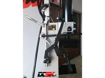 TS-30 PTO 30t/110 vertikálna štiepačka na drevo - 3