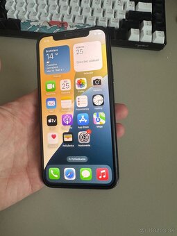 iPhone 11 Pro 64gb - 3