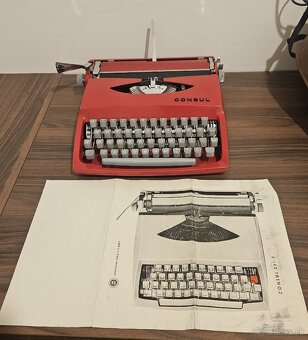 Kufrikový písací stroj Consul 231.3 po servise - 3