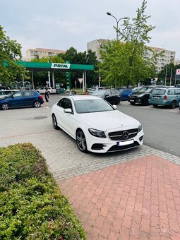 Mercedes E220D-143kw.r.v.2019,Amg-4matic - 3