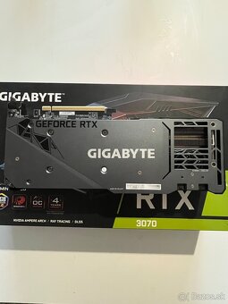 GIGABYTE GeForce RTX 3070 GAMING OC 8G - 3